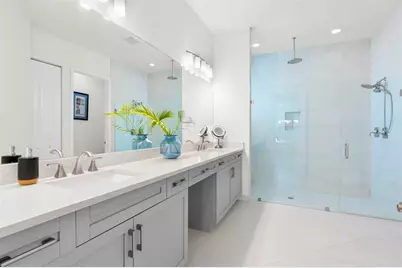 7315  Estero, Lake Worth, FL 33463 - Photo 5