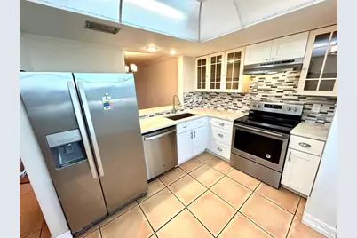 7608 NW 18th Street, Unit #403, Margate, FL 33063 - Photo 11