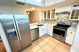 7608 NW 18th St, Margate, FL 33063 - Photo 11