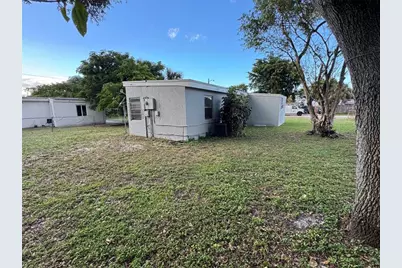 1608 NW 11 Street, Fort Lauderdale, FL 33311 - Photo 3