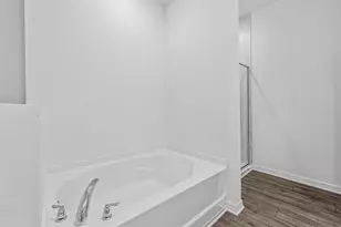 8025 100th Ct, Vero Beach, FL 32967 - Photo 17