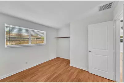 5940 NE 1st Ter, Oakland Park, FL 33334 - Photo 11