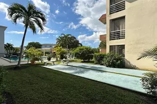 651 Pine Dr, Pompano Beach, FL 33060 - Photo 35