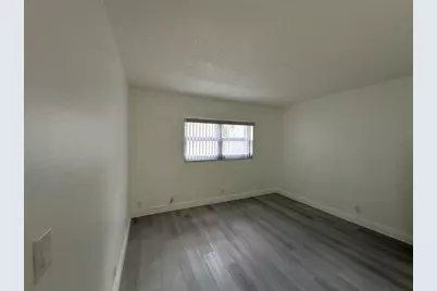 651  Pine Dr, Unit #204, Pompano Beach, FL 33060 - Photo 19