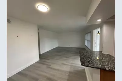 651  Pine Dr, Unit #204, Pompano Beach, FL 33060 - Photo 9