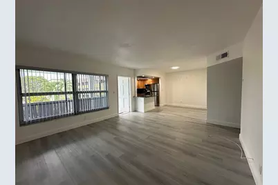 651  Pine Dr, Unit #204, Pompano Beach, FL 33060 - Photo 7