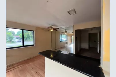 6000 NW 41st Ter, North Lauderdale, FL 33319 - Photo 7