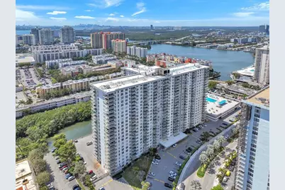 230  174th St, Unit #901, Sunny Isles Beach, FL 33160 - Photo 33