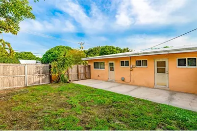 2581 NE 11th Ct, Pompano Beach, FL 33062 - Photo 29