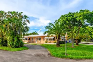 2581 NE 11th Ct, Pompano Beach, FL 33062 - Photo 43