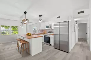 845 SE Airoso Blvd, Port Saint Lucie, FL 34983 - Photo 13