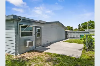 845 SE Airoso Blvd, Port Saint Lucie, FL 34983 - Photo 19