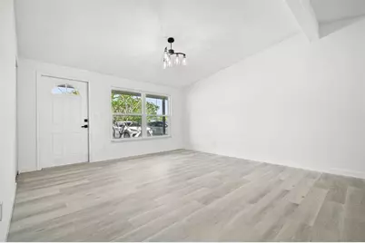 845 SE Airoso Blvd, Port Saint Lucie, FL 34983 - Photo 11