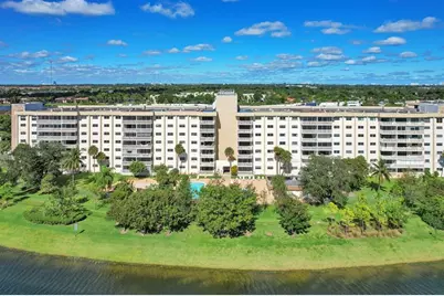 800 NE 195th St, Unit #601, Miami, FL 33179 - Photo 35