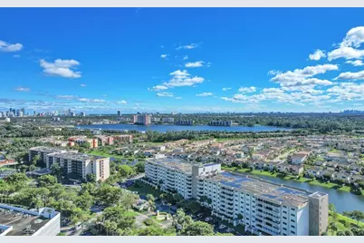 800 NE 195th St, Unit #601, Miami, FL 33179 - Photo 29