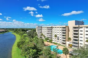 800 NE 195th St, Miami, FL 33179 - Photo 1