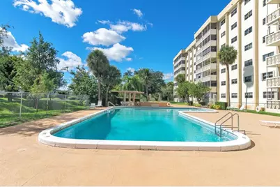 800 NE 195th St, Unit #601, Miami, FL 33179 - Photo 31