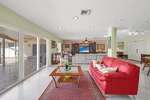 6207 Royal Poinciana Ln, Tamarac, FL 33319 - Photo 13