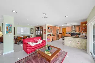 6207 Royal Poinciana Ln, Tamarac, FL 33319 - Photo 11