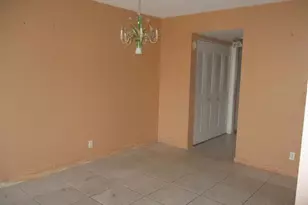 427 Windsor S, West Palm Beach, FL 33417 - Photo 3