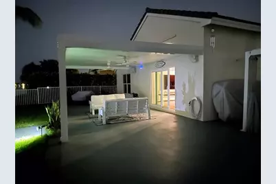 18728 NW 24th Ct, Pembroke Pines, FL 33029 - Photo 37