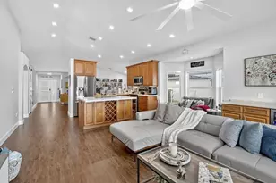 18728 NW 24th Ct, Pembroke Pines, FL 33029 - Photo 15