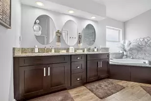 18728 NW 24th Ct, Pembroke Pines, FL 33029 - Photo 21