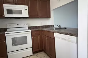 10007 Winding Lake Rd, Sunrise, FL 33351 - Photo 17