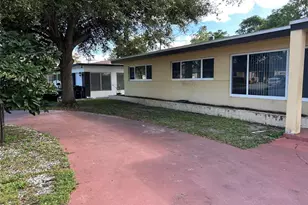 701 W Evanston Cir, Fort Lauderdale, FL 33312 - Photo 1