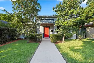 325 NE 34th St, Oakland Park, FL 33334 - Photo 1