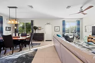 325 NE 34th St, Oakland Park, FL 33334 - Photo 11