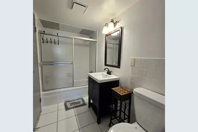 4898 NW 29th Ct, Unit #412, Lauderdale Lakes, FL 33313 - Photo 7