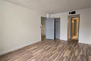 4898 NW 29th Ct, Lauderdale Lakes, FL 33313 - Photo 13