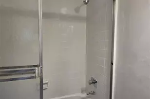 4898 NW 29th Ct, Lauderdale Lakes, FL 33313 - Photo 9