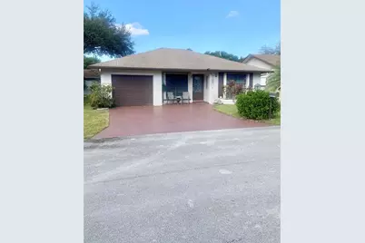 1719 SW 19th Ave, Deerfield Beach, FL 33442 - Photo 1