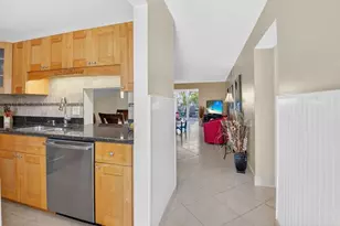 2601 NE 3rd Ct, Boynton Beach, FL 33435 - Photo 23