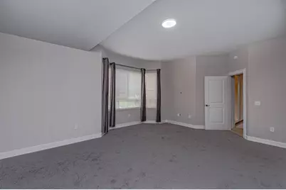 16101  Emerald Estates Dr, Unit #146, Weston, FL 33331 - Photo 15