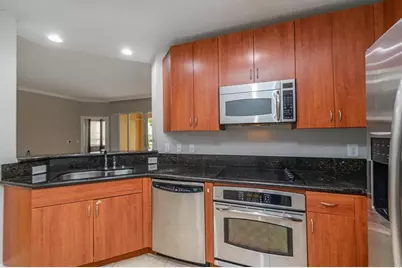 16101  Emerald Estates Dr, Unit #146, Weston, FL 33331 - Photo 9