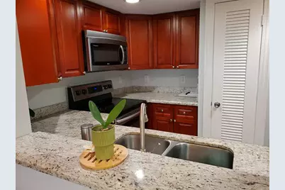 2611 N Riverside Dr, Unit #504, Pompano Beach, FL 33062 - Photo 9