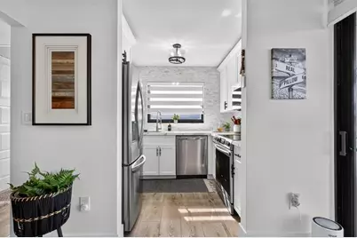 1000  Colony Point Cir, Unit #501, Pembroke Pines, FL 33026 - Photo 11