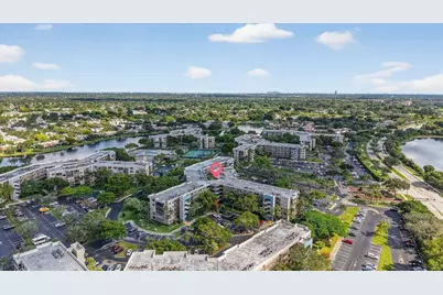 1000  Colony Point Cir, Unit #501, Pembroke Pines, FL 33026 - Photo 47