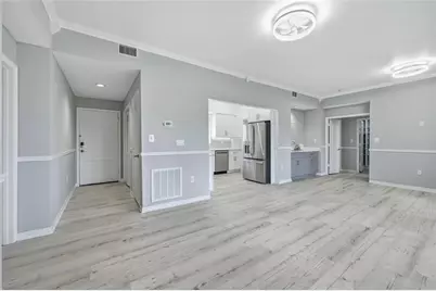 5060  Harmony Circle, Unit #104, Vero Beach, FL 32967 - Photo 5