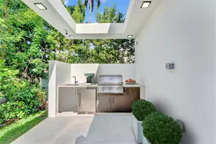 2130 S Miami Ave, Miami, FL 33129 - Photo 43