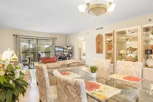 2334 S Cypress Bend Dr, Pompano Beach, FL 33069 - Photo 5