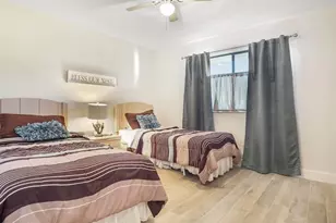 2334 S Cypress Bend Dr, Pompano Beach, FL 33069 - Photo 9