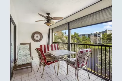 2334 S Cypress Bend Dr, Unit #302, Pompano Beach, FL 33069 - Photo 29