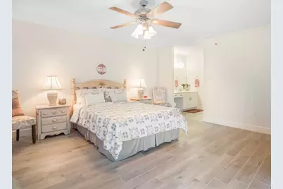 2334 S Cypress Bend Dr, Unit #302, Pompano Beach, FL 33069 - Photo 21