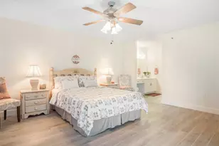 2334 S Cypress Bend Dr, Pompano Beach, FL 33069 - Photo 21