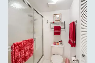 2334 S Cypress Bend Dr, Unit #302, Pompano Beach, FL 33069 - Photo 25