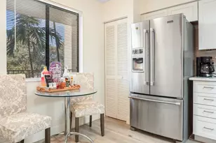 2334 S Cypress Bend Dr, Pompano Beach, FL 33069 - Photo 3